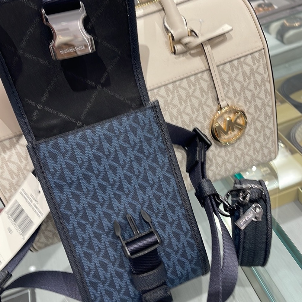 Michael Kors Cooper Slim Phone Crossbody Bag Coin Pouch MK Logo ADMRL/PLBLUE
NWT - Picture 6 of 16